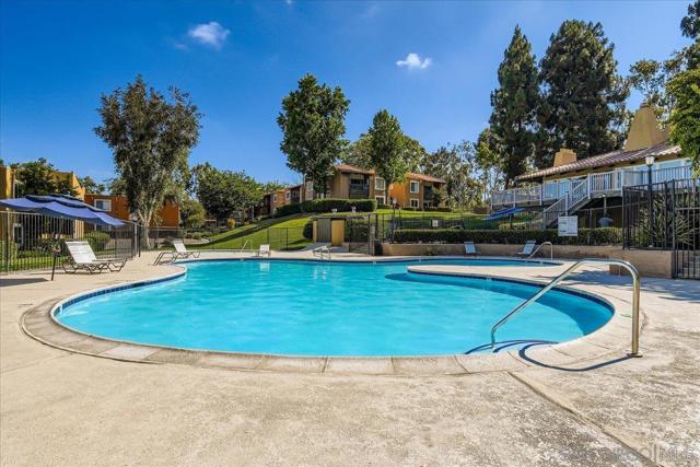 17147 W W Bernardo Dr, San Diego CA: https://media.crmls.org/mediaz/87ff43b6-f374-4871-8f36-86fbb6e3774b.jpg