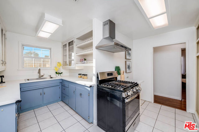 3 Bed Home for Sale in Burbank, California
