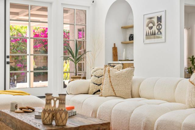 34 Lincoln Place, Rancho Mirage CA: https://media.crmls.org/mediaz/88008b69-a22c-4f6d-a272-7abfc649eb22.jpg