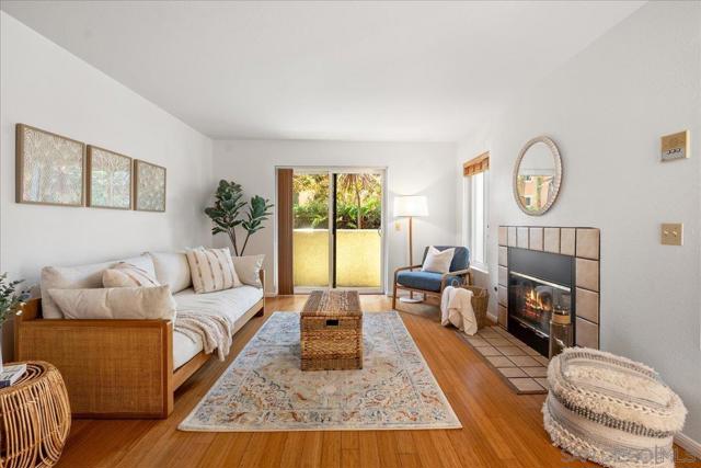 3629 3rd Ave, San Diego CA: https://media.crmls.org/mediaz/88022650-7fcd-42c1-a411-bed4a30b377e.jpg