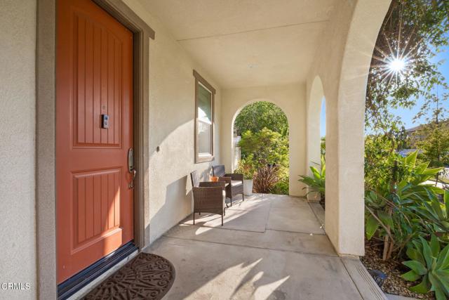 396 Edgewood Drive, Fillmore CA: https://media.crmls.org/mediaz/880262d4-3e57-4de7-8cc1-c188f4a2d6a7.jpg