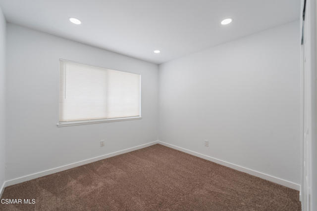 1477 Dinsmore Street, Simi Valley CA: https://media.crmls.org/mediaz/880312ac-c643-423d-a0aa-9e6b11bb11b1.jpg