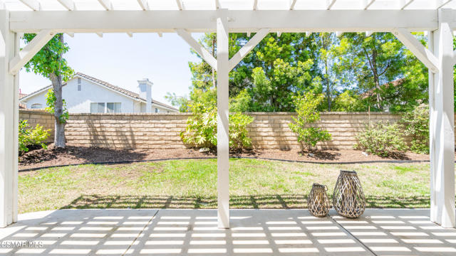1796 Rock Spring Street, Newbury Park CA: https://media.crmls.org/mediaz/88038294-c39c-404f-90d4-9d2e0de138e5.jpg