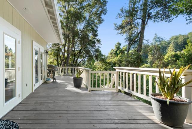 3580 Misty Lane, Aptos CA: https://media.crmls.org/mediaz/8803891b-cc35-4677-9693-612ad363baf3.jpg