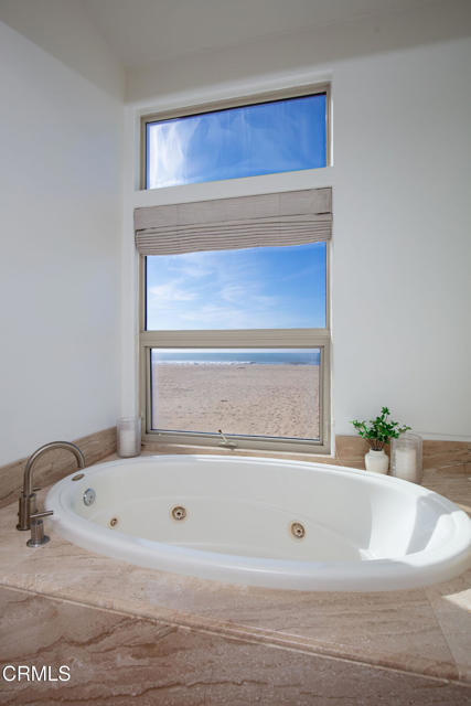 Detail Gallery Image 13 of 29 For 815 Mandalay Beach Rd, Oxnard,  CA 93035 - 3 Beds | 3/1 Baths