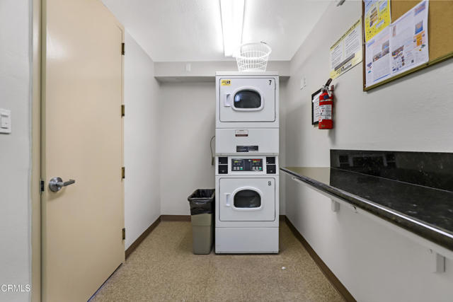 2901 Peninsula Road, Oxnard CA: https://media.crmls.org/mediaz/880418e1-4e81-4ac2-8784-1d11b375ac44.jpg