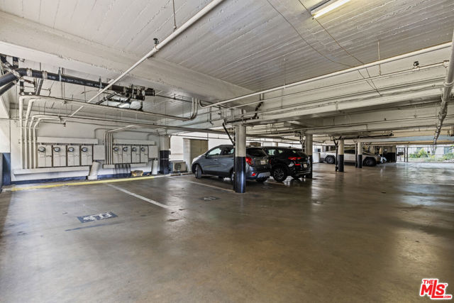 1200 N Flores Street, West Hollywood CA: https://media.crmls.org/mediaz/88044201-47be-4e4a-9340-9fdb4b0932d2.jpg