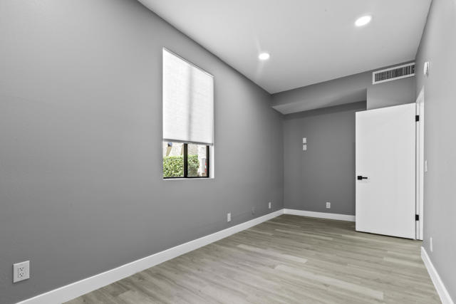 46855 Mountain Cove Drive, Indian Wells CA: https://media.crmls.org/mediaz/8804d0fd-97e1-4ecc-910a-07f88ed89f5f.jpg