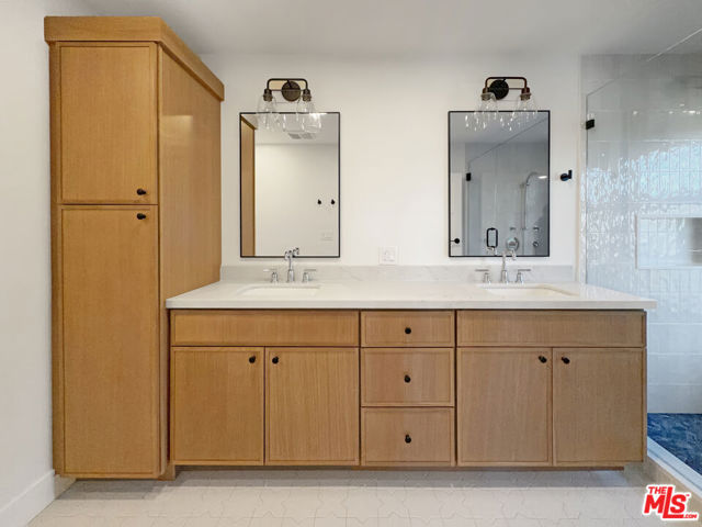 23910 Jensen Drive, West Hills CA: https://media.crmls.org/mediaz/8805815c-8a59-4816-8171-74a4182b65ac.jpg