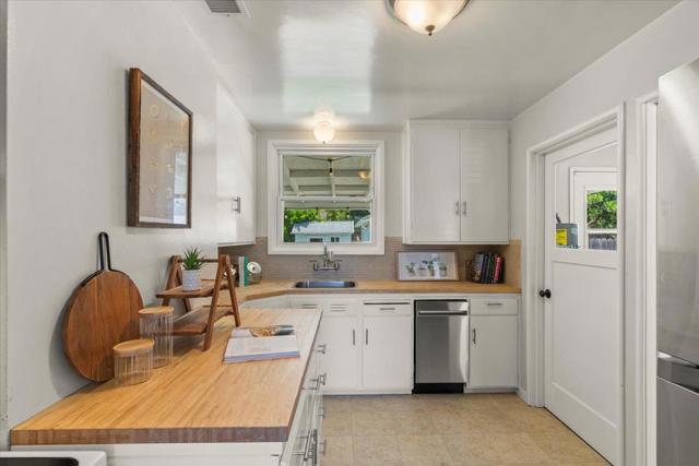 405 Bradley Avenue, San Jose CA: https://media.crmls.org/mediaz/8805e5e6-d982-43b7-a32d-d1814e289a14.jpg