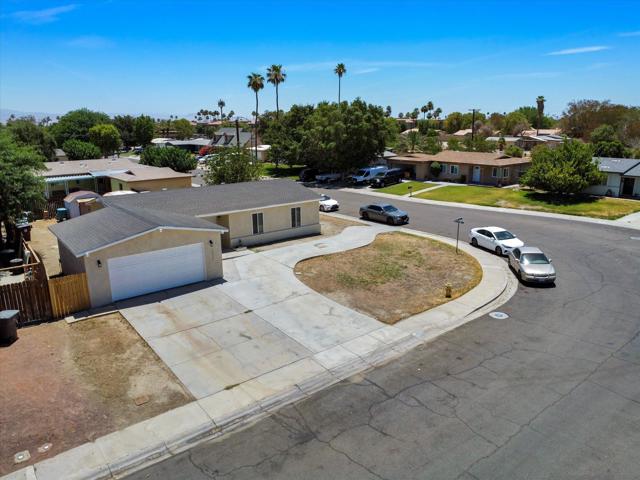 45530 Del Rey Avenue, Indio CA: https://media.crmls.org/mediaz/88062ad3-9a08-46bd-bd78-af2fe189b98c.jpg