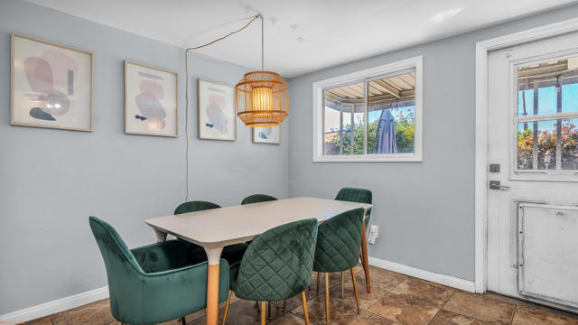 77575 California Drive, Palm Desert CA: https://media.crmls.org/mediaz/88065b5b-3ef3-40d5-b8be-548bc11fc093.jpg