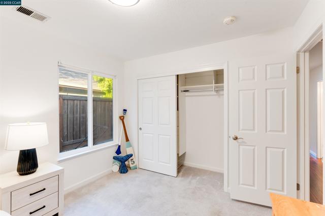 1438 Landahl Ct, Benicia CA: https://media.crmls.org/mediaz/880689ce-bf30-4410-9f34-2eae147f3ce0.jpg