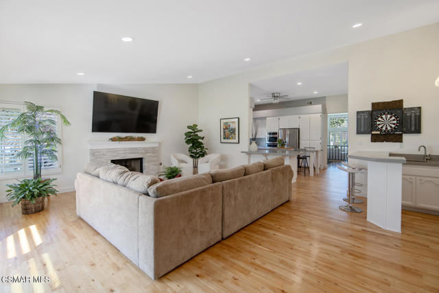 Image 22 of 69 For 4900 Kilburn Court