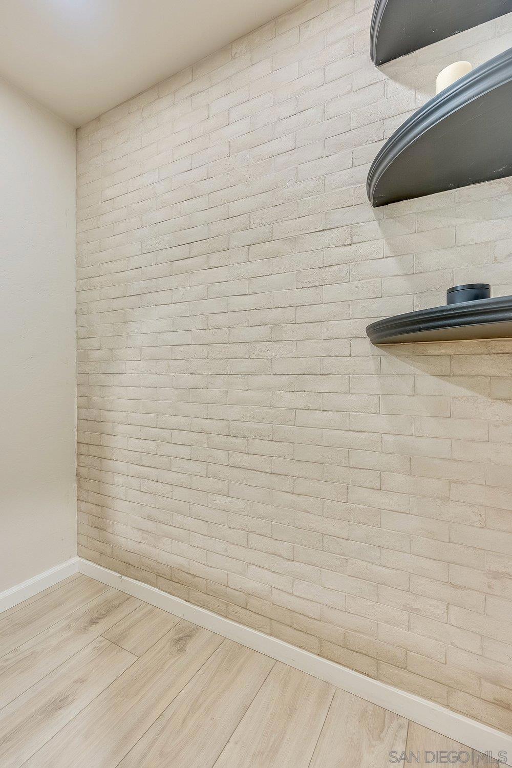 711 Island Ct - photo 18