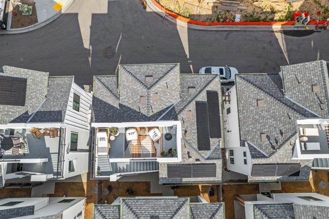 1136 Molara Lane, Encinitas CA: https://media.crmls.org/mediaz/8806f045-b3be-47c8-ac45-a99f792cee78.jpg