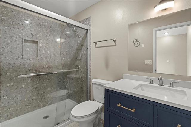 Image 21 of 67 For 2604 Sierra Vista Court