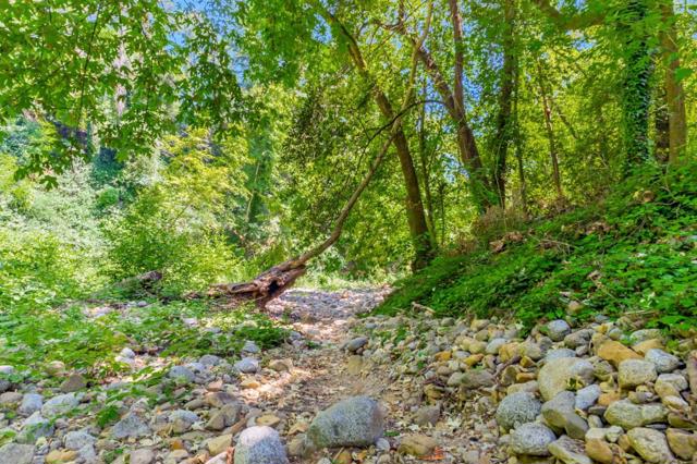 265 Brown Gables Road, Ben Lomond CA: https://media.crmls.org/mediaz/880a8253-0db3-42f4-9f1f-0f36fff2da2c.jpg