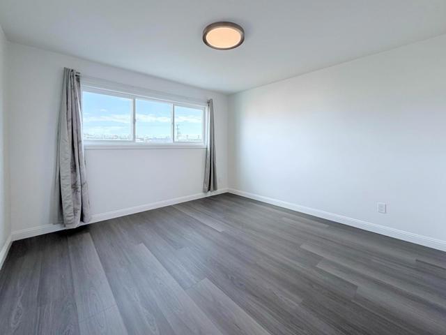 1180 Fitzgerald Avenue, San Francisco CA: https://media.crmls.org/mediaz/880b9256-8a28-4de5-af54-452118960aef.jpg