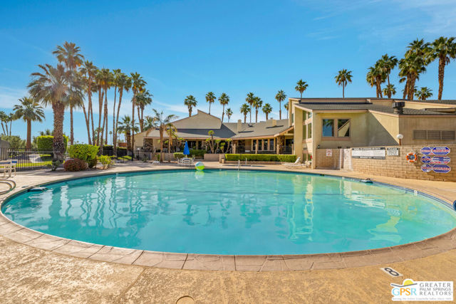 10 International Boulevard, Rancho Mirage CA: https://media.crmls.org/mediaz/880ce318-ef97-4164-84c8-67908c83cf9d.jpg