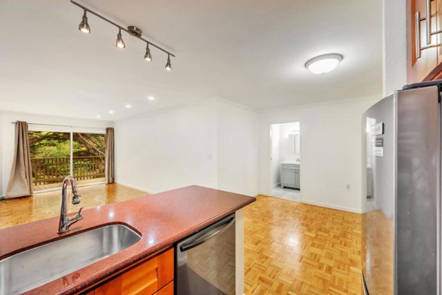 377 Mandarin Drive, Daly City CA: https://media.crmls.org/mediaz/880de2a1-d3a0-4f0c-9add-705f2c6943e5.jpg