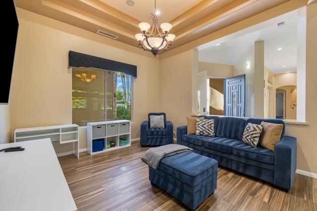 352 Crest Lake Drive, Palm Desert CA: https://media.crmls.org/mediaz/880e2430-6ec3-4b38-8dfe-61b61976d02c.jpg