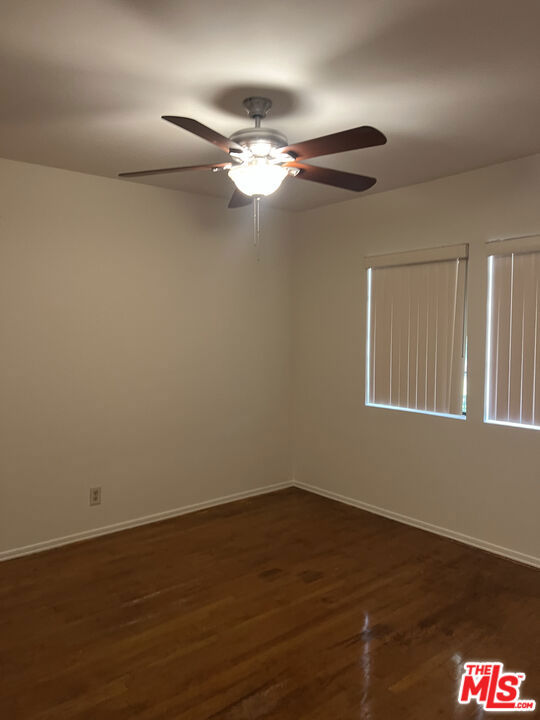 1124 San Rafael Avenue, Glendale CA: https://media.crmls.org/mediaz/880ec774-4c4f-4acf-9872-280e3646c855.jpg