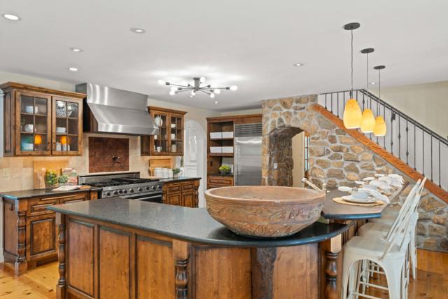 1353 Edgewood Road, Redwood City CA: https://media.crmls.org/mediaz/880f3910-5a77-4c26-8ab2-3ccb57486b13.jpg