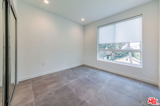 214 S Westmoreland Avenue, Los Angeles CA: https://media.crmls.org/mediaz/880f412e-d9f9-475f-a94b-5f2af5b8cd36.jpg