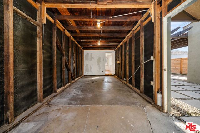 3000 Finch Street, Los Angeles CA: https://media.crmls.org/mediaz/880f5548-9783-4e62-a97f-d5e866f13129.jpg