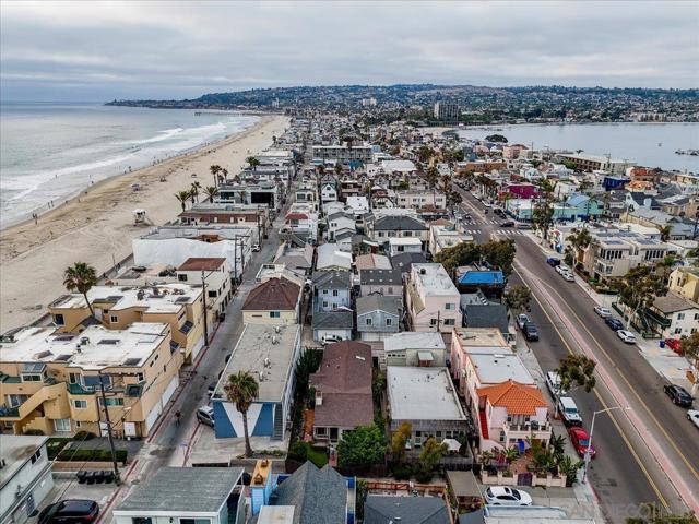 724 Ormond, San Diego CA: https://media.crmls.org/mediaz/880f8e9a-bd12-4d94-bf2c-2b3b1b5e2b76.jpg