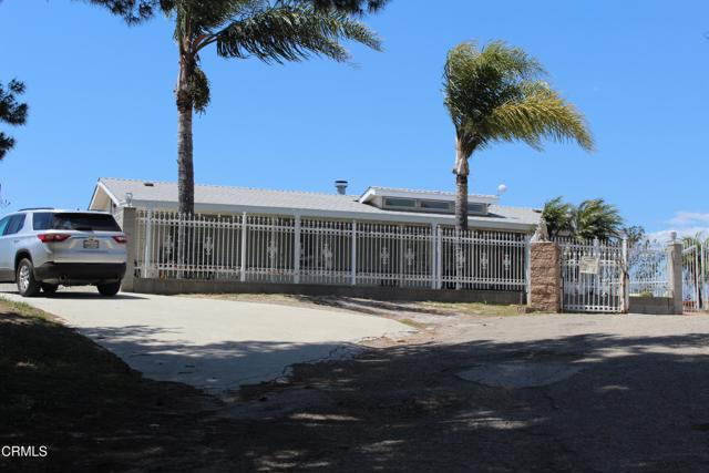 17000 South Mountain Road, Santa Paula CA: https://media.crmls.org/mediaz/880faae8-14e4-44d4-9840-9343e2f749b6.jpg