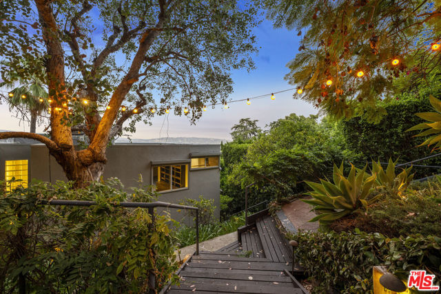 3625 Lowry Road, Los Angeles CA: https://media.crmls.org/mediaz/880fdc44-11f4-4787-a30e-a98c635412bc.jpg