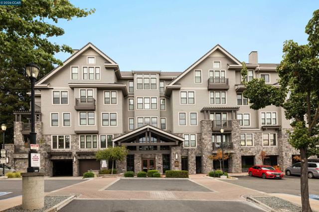 1000 Dewing Ave, Lafayette CA: https://media.crmls.org/mediaz/8810c0a4-601f-4bcd-801f-623d16342149.jpg