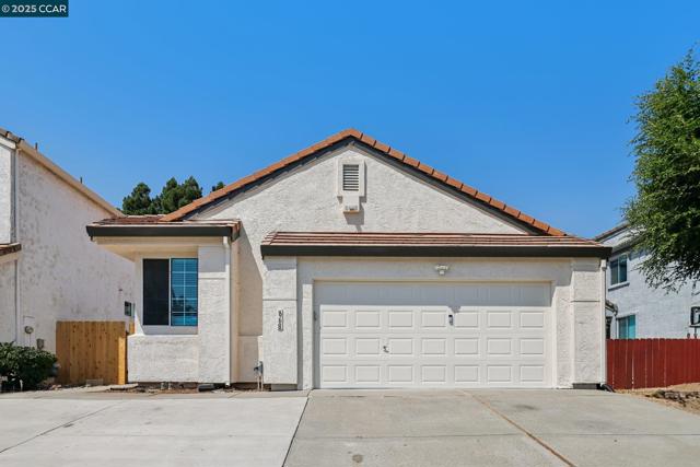 868 Clifton Way, Vacaville CA: https://media.crmls.org/mediaz/88112237-dfa1-49aa-bd26-14783c14d9dc.jpg