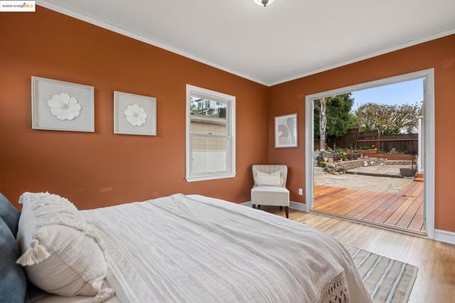 1034 Navellier St, El Cerrito CA: https://media.crmls.org/mediaz/8811509e-7ad7-498c-9e28-9404404dd920.jpg