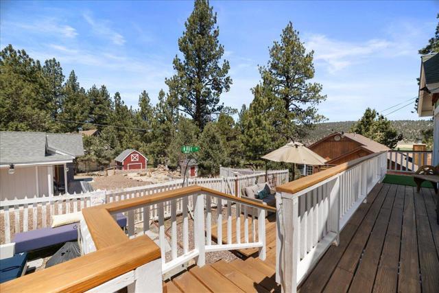 2737 Cedar Lane, Big Bear CA: https://media.crmls.org/mediaz/88129bc0-b812-44e8-b4c0-8e4226f81d04.jpg