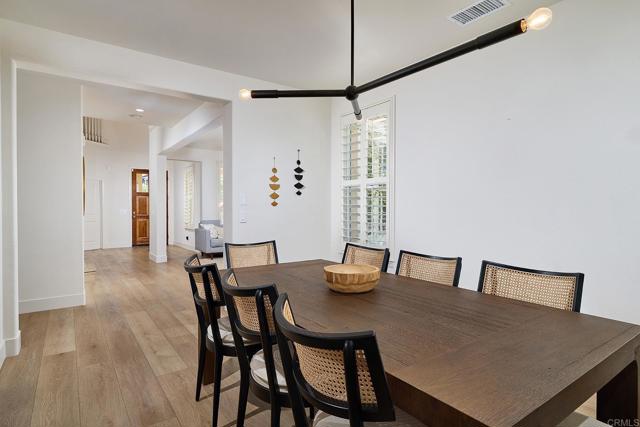 2610 Garden House Road, Carlsbad CA: https://media.crmls.org/mediaz/8812c799-8171-42cb-9f4d-37c6aa5e9bac.jpg