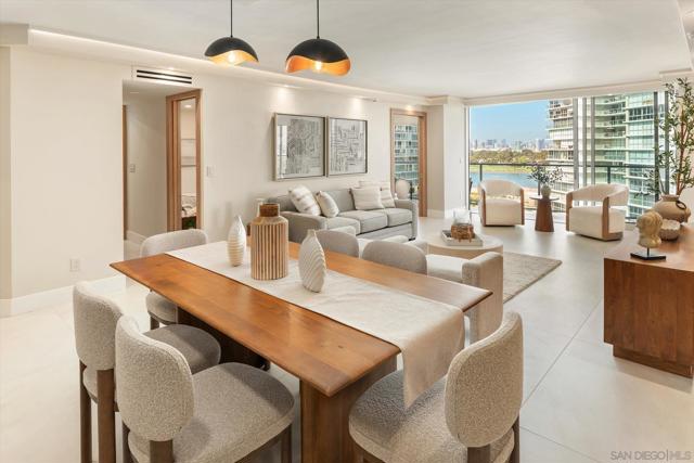 1830 Avenida del Mundo, Coronado CA: https://media.crmls.org/mediaz/8812f132-0b66-476e-90d1-daa3566ce00a.jpg