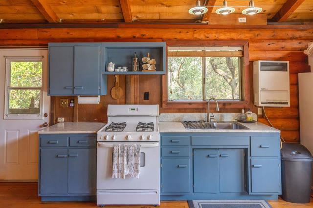 36865 Dormody Road, Carmel CA: https://media.crmls.org/mediaz/881337f6-445e-4bf2-a5cc-ad0efebe5448.jpg