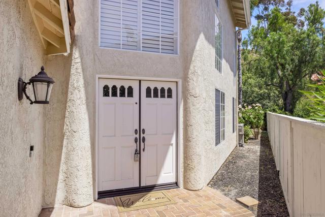11389 Via Playa De Cortes, San Diego CA: https://media.crmls.org/mediaz/8813d97f-f51e-42bf-b8bb-74e17266cd4a.jpg