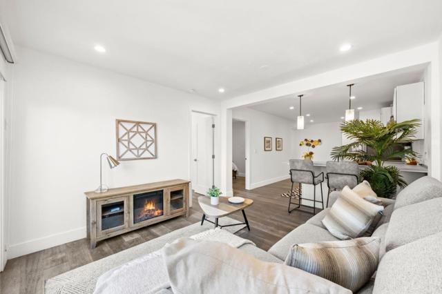 Image 34 of 55 For 2131 35th Avenue