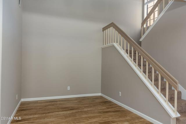 4826 Piedmont Drive, Oak Park CA: https://media.crmls.org/mediaz/8814971c-b4ff-4661-a781-71565442c5a3.jpg