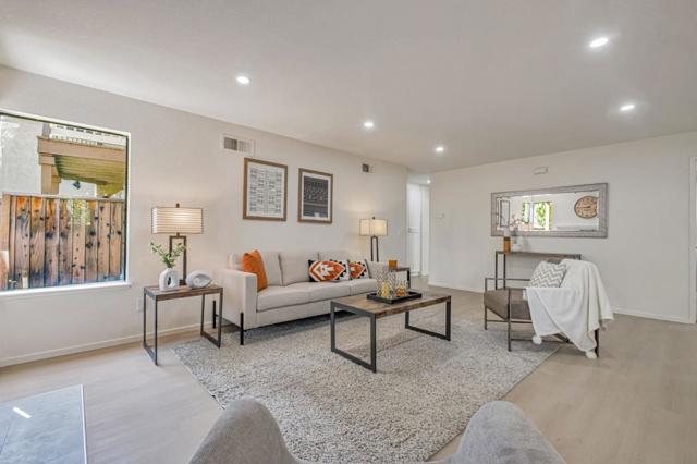 941 Huntington, Fremont CA: https://media.crmls.org/mediaz/8814b867-d424-4c6c-be38-fc575a279fa8.jpg