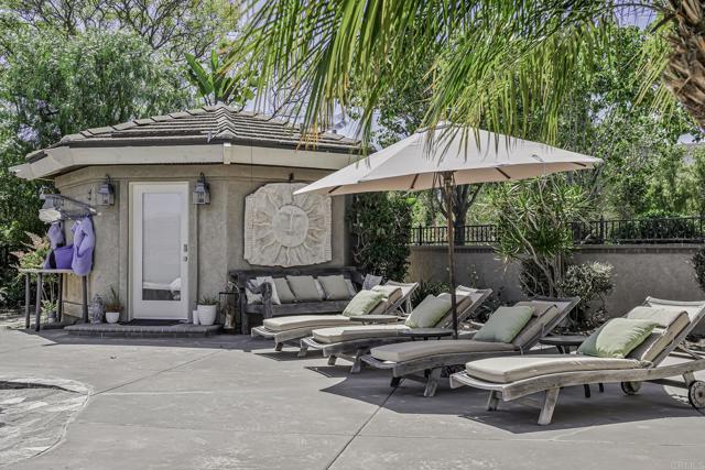 Detail Gallery Image 18 of 24 For 405 Bridoon Ter, Encinitas,  CA 92024 - 5 Beds | 4/2 Baths