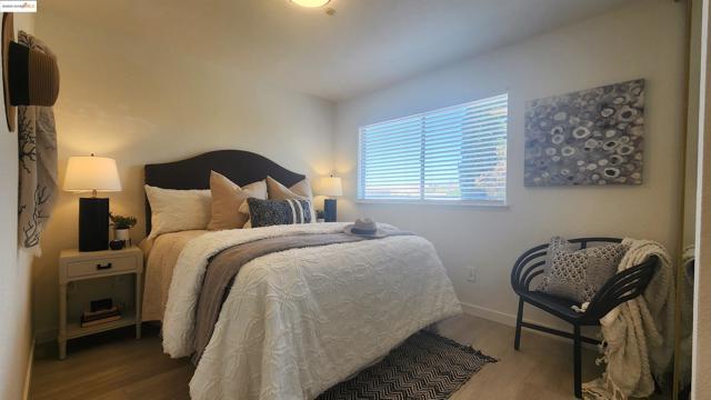 128 Harris Cir, Bay Point CA: https://media.crmls.org/mediaz/88155f2a-d6ec-42c5-ab1b-6153bd64739c.jpg