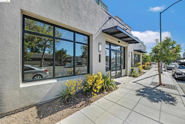 986 Grand Ave, Oakland, California 94607, ,Commercial Sale,For Sale,Grand Ave,41078169