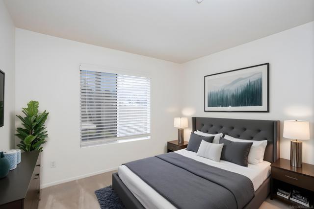 2168 Pointe Parkway, Spring Valley CA: https://media.crmls.org/mediaz/8816456c-8863-43c0-a429-4b44855ce0ad.jpg