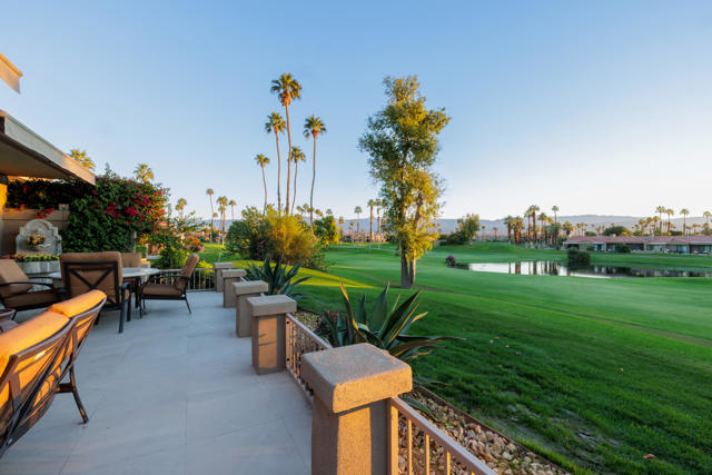 38348 Zinnia E Lane, Palm Desert CA: https://media.crmls.org/mediaz/88179231-4219-4d79-bdeb-d7055098d480.jpg