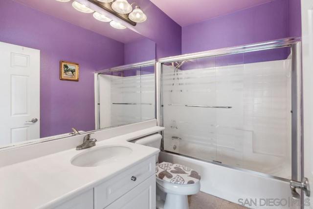 12674 Carmel Country Rd, San Diego CA: https://media.crmls.org/mediaz/8817c6e3-fd1e-42c0-b7df-d6932261b0cd.jpg